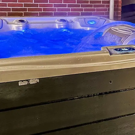 In With Sauna